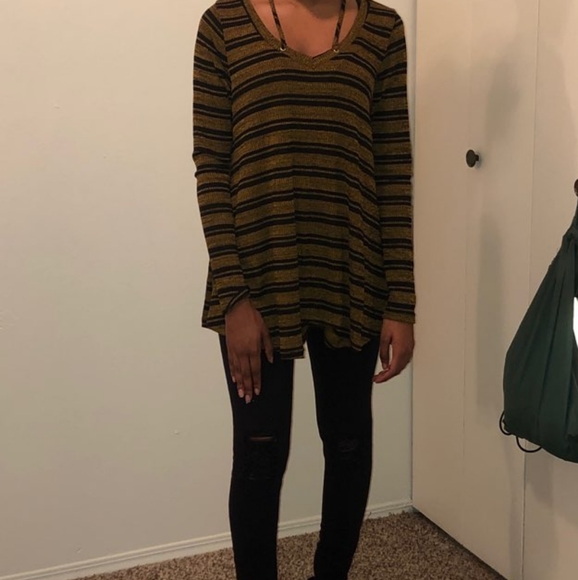 UNIQUE Stripe Knit Loose Fit Blouse Top ~ Free Shipping Back in stock! 5 ⭐️ - Picture 2 of 9